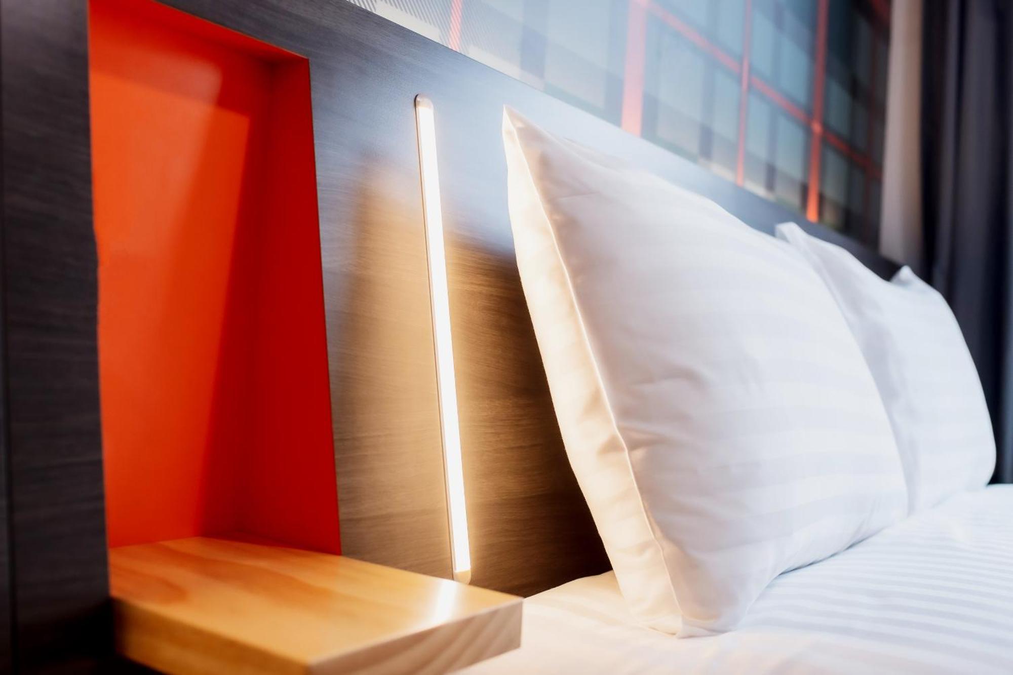 Easyhotel Paris Nord 2*